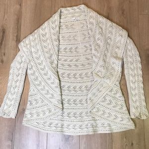 Cabi Circle Sweater in Oatmeal, size Large